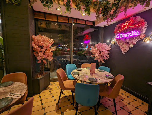 Photo of Izmir Restaurant - 49 Winchester Cir, Kingston, Milton Keynes MK10 0BA